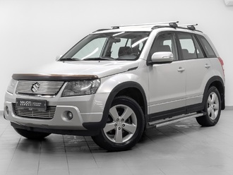 фото Suzuki Grand Vitara II 2010