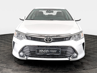 фото Toyota Camry VII 2016