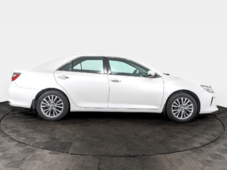 фото Toyota Camry VII 2016