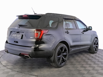 фото Ford Explorer V 2016