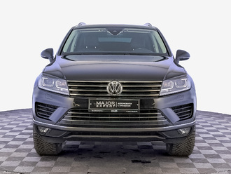 фото Volkswagen Touareg II 2018