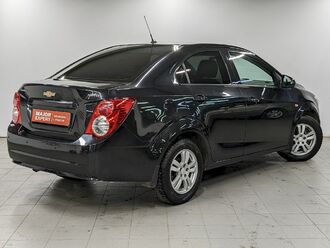 фото Chevrolet Aveo (T300) 2015