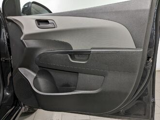 фото Chevrolet Aveo 2015 с пробегом