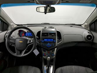 фото Chevrolet Aveo 2015 с пробегом