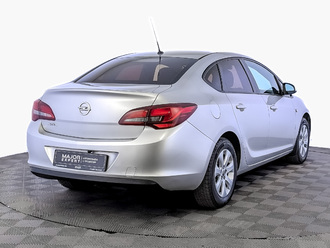 фото Opel Astra J 2014