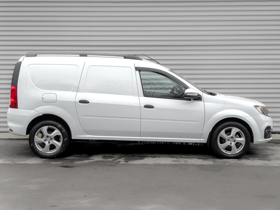 Lada Largus с пробегом в автосалоне Форис Авто