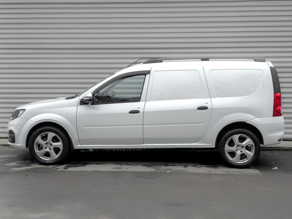 Lada Largus с пробегом в автосалоне Форис Авто