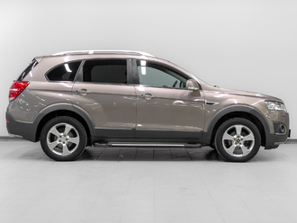 фото Chevrolet Captiva (C140) 2014