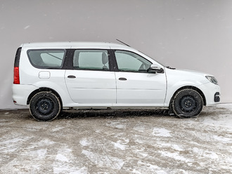 фото Lada Largus 2021