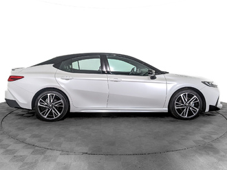 фото Toyota Camry IX 2024