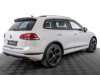 фото Volkswagen Touareg II 2018