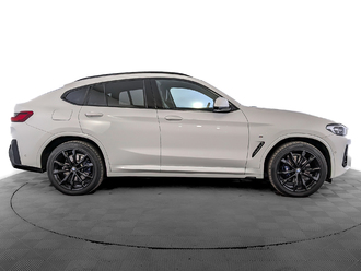 фото BMW X4 (G02/F98) 2023