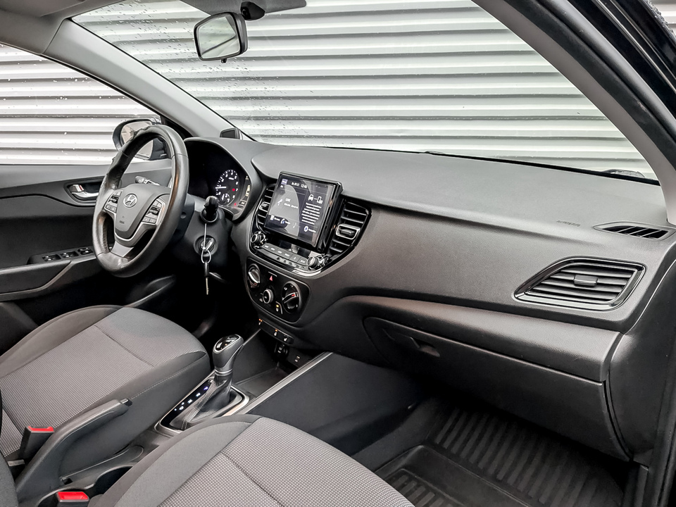 Hyundai Solaris с пробегом в автосалоне Форис Авто