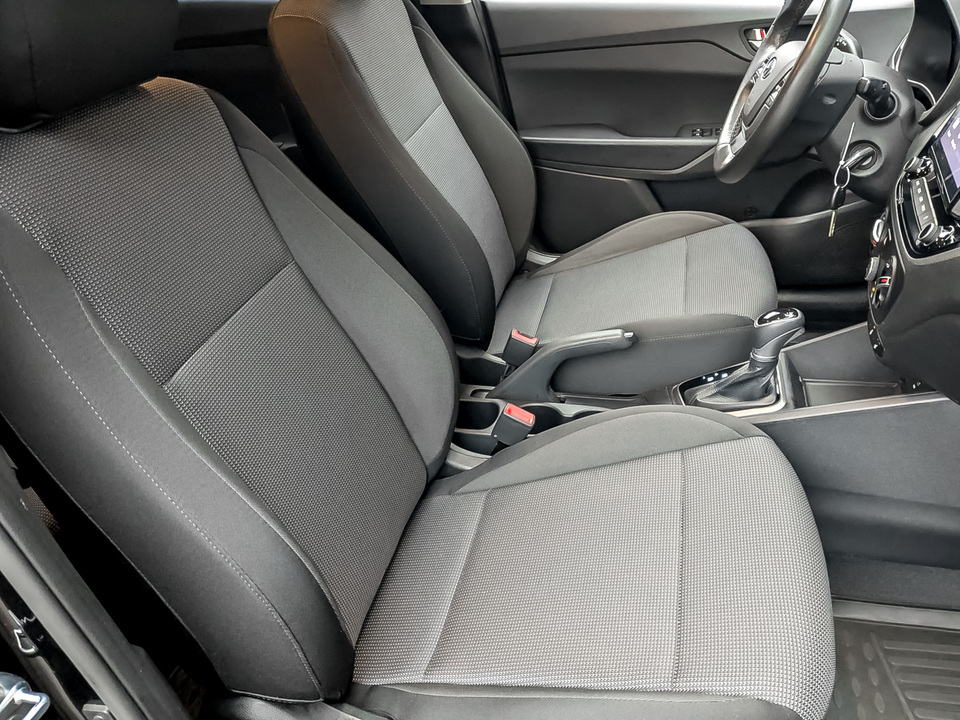 Hyundai Solaris с пробегом в автосалоне Форис Авто