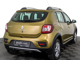 фото Renault Sandero II 2017