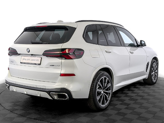 фото BMW X5 (G05/F95) 2023