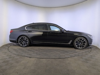 фото BMW 7 (G11/G12) 2018