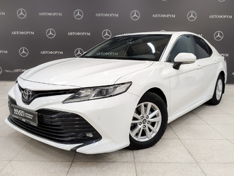 фото Toyota Camry VIII 2019