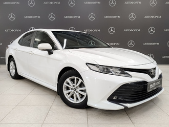 фото Toyota Camry VIII 2019