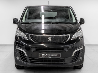 фото Peugeot Traveller 2021