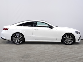 фото Mercedes-Benz E (C/A238) 2022