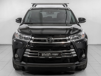 фото Toyota Highlander III 2019
