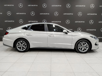 фото Hyundai Sonata VIII 2022