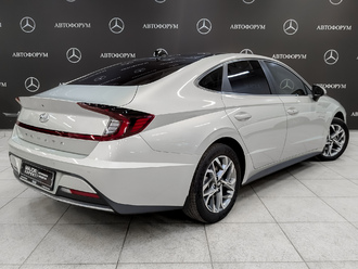фото Hyundai Sonata VIII 2022