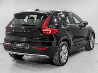 фото Volvo XC40 I 2021