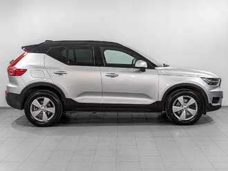 фото Volvo XC40 I 2018