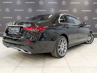 фото Mercedes-Benz E (W/S213) 2022