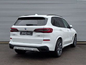 фото BMW X5 (G05/F95) 2022