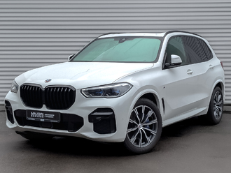 фото BMW X5 (G05/F95) 2022