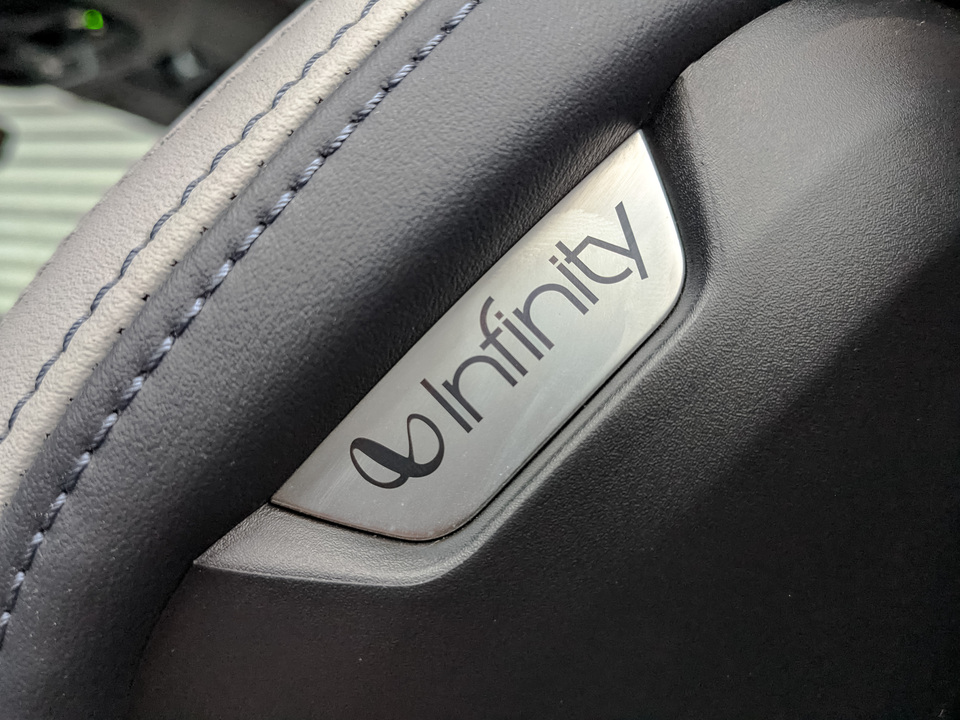 Geely Atlas II с пробегом в автосалоне Форис Авто