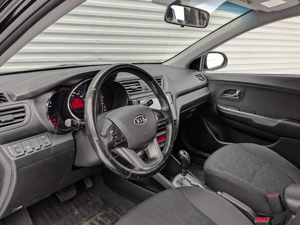 Kia Rio с пробегом в автосалоне Форис Авто