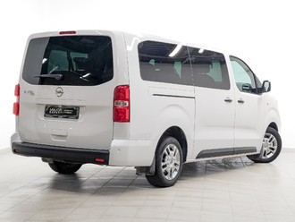 фото Opel Zafira Life 2021