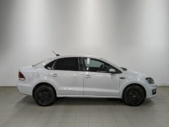 фото Volkswagen Polo Sedan 2020