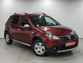 фото Renault Sandero 2012