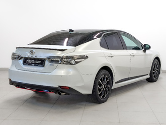 фото Toyota Camry VIII 2020