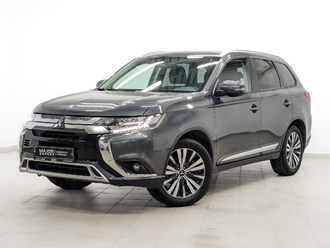 фото Mitsubishi Outlander III 2021