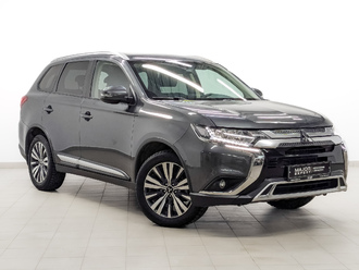фото Mitsubishi Outlander III 2021
