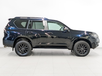 фото Toyota Land Cruiser Prado 150 2022