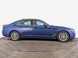 фото BMW 5 (G30/F90) 2021