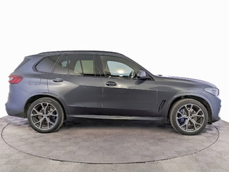 фото BMW X5 (G05/F95) 2022