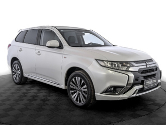 фото Mitsubishi Outlander III 2022