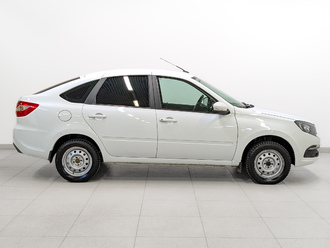 фото Lada Granta II 2024
