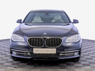 фото BMW 7 (F01/F02/F03/F04) 2015