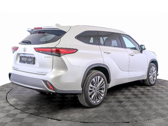 фото Toyota Highlander IV 2025