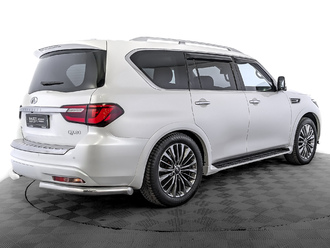 фото Infiniti QX80 2021