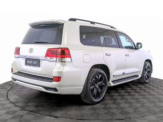 фото Toyota Land Cruiser 200 2016